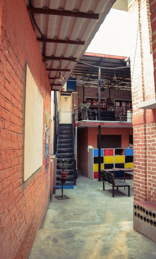 Happy Donkey Hostel Katmandu Eksteriør bilde